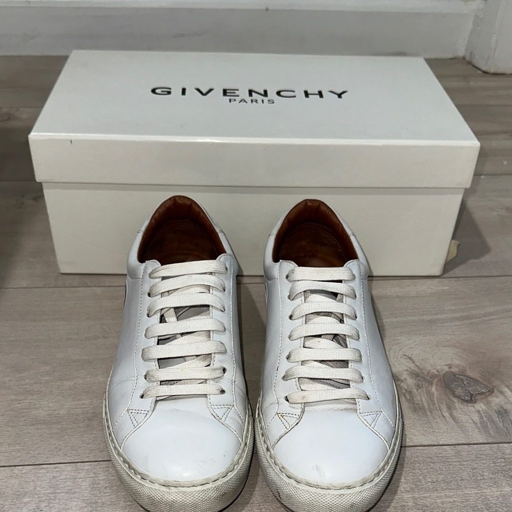 Givenchy Women’s Urban Street Classic White Sneakers